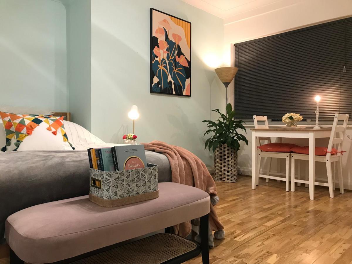Modern Boutique Studio Apartment Bournemouth Eksteriør bilde