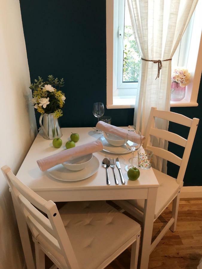 Modern Boutique Studio Apartment Bournemouth Eksteriør bilde